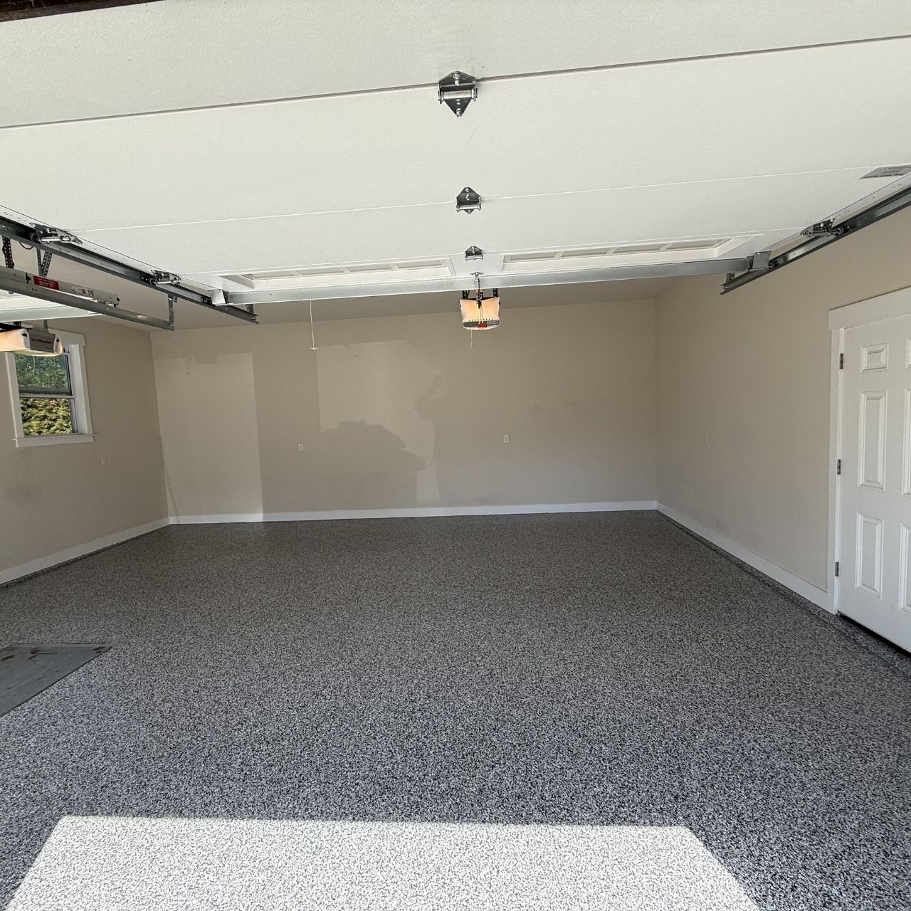Full flake garage floor coating Missouri