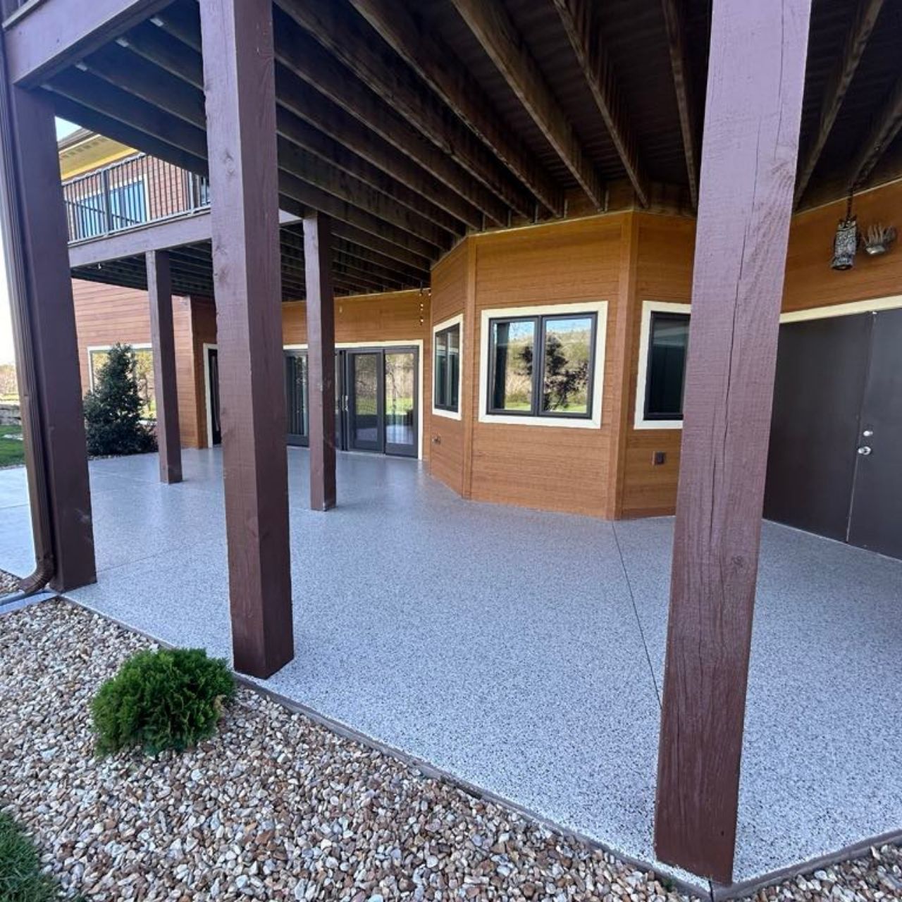 Covered patio flake coating Missouri