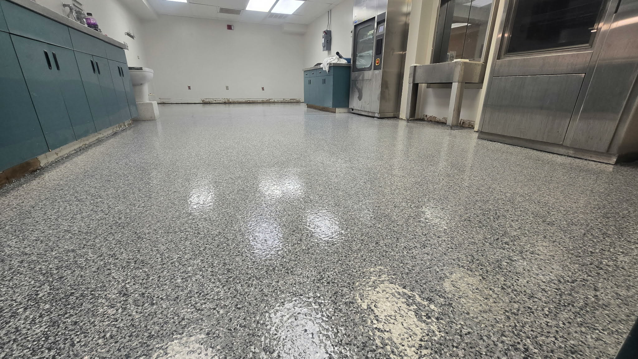 Church floor coating Osage Beach Missouri โ Shipp-Mates Epoxy of the Ozarks